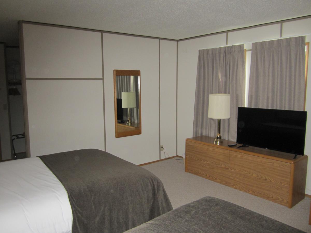 Triple J Hotel Dawson City Dış mekan fotoğraf