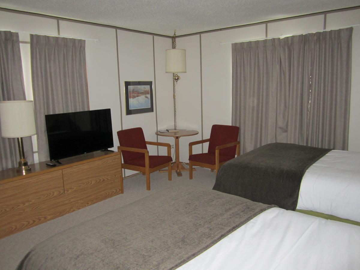 Triple J Hotel Dawson City Dış mekan fotoğraf
