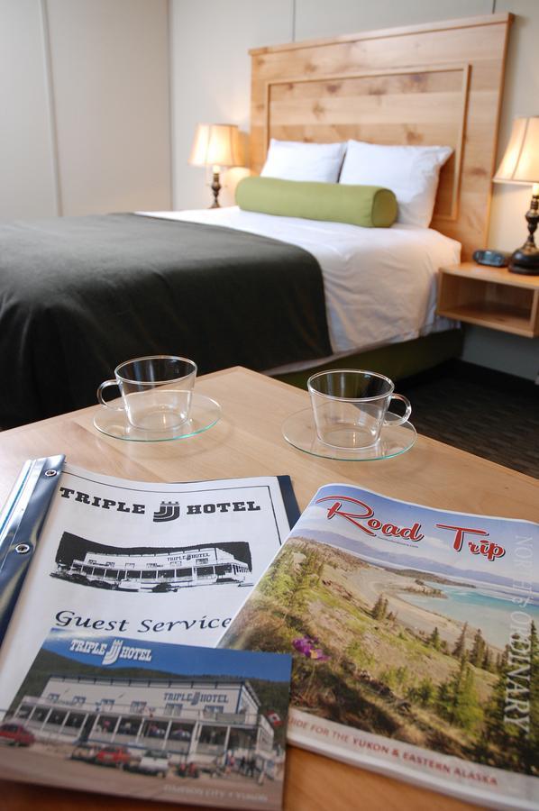 Triple J Hotel Dawson City Dış mekan fotoğraf