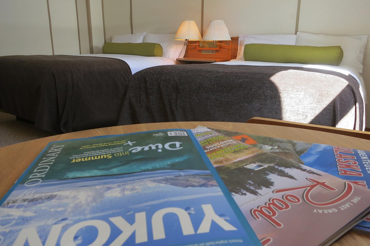 Triple J Hotel Dawson City Dış mekan fotoğraf